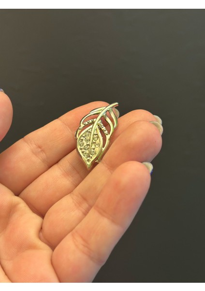 Zirkon Taşlı Yaprak Broş Yaka İğnesi Giyim Türban Aksesuarı 3x1 cm fiyatları