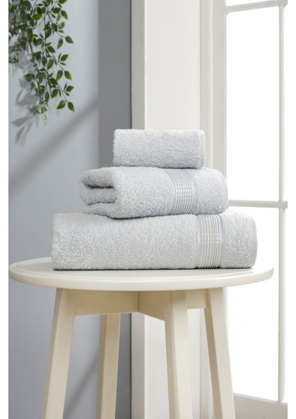 Clara Model 3'lü Banyo Havlu Seti