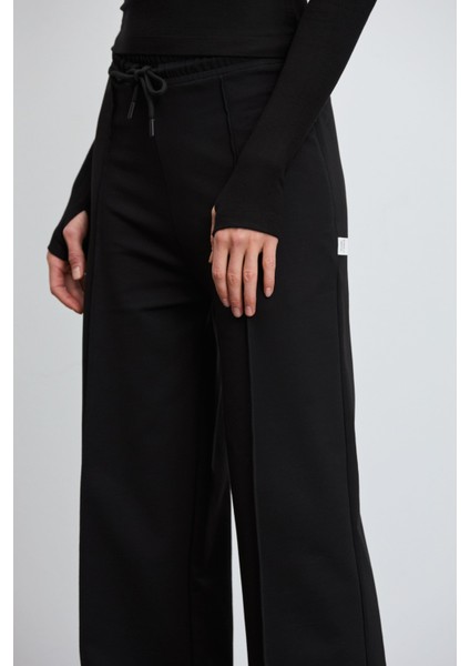 Geniş Paça Nervür Dikişli Jogger modelleri