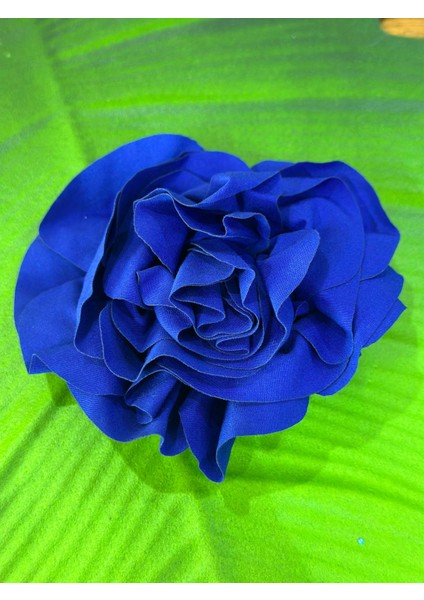 Kabartma Tasarım Çiçek Broş Yaka İğnesi Giyim Aksesuarı 10X10 cm