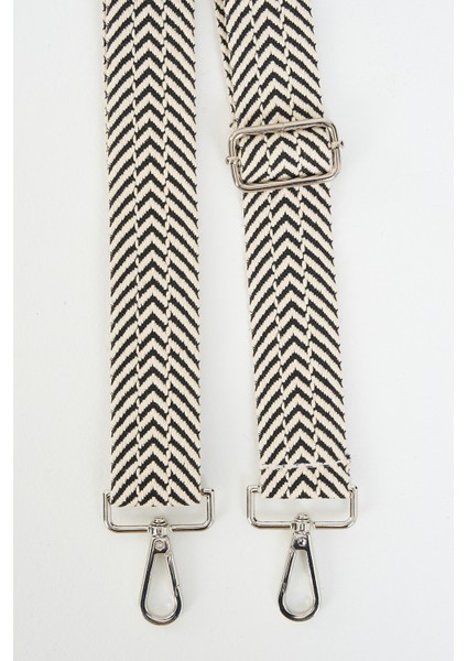 Black And White Zigzag Chevron Pattern Ayarlanabilir Çanta Sapı (110 Cm)