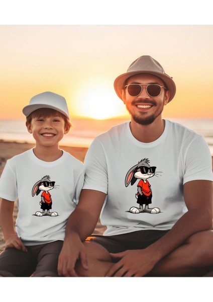 Baba Oğul Bugs Bunny Baskılı Beyaz T-Shirt-(Tekli Üründür Kombin Yapmak Için 2 Adet Sepete Ekleyiniz