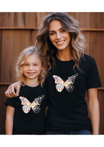 Kelebek Baskılı Anne Kız T-Shirt (Tekli Üründür Kombin Yapmak Için 2 Adet Sepete Ekleyiniz)
