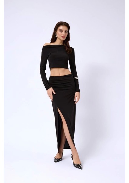 Kayık Yaka Uzun Kol Bluz fiyatları