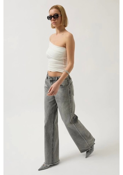Taş Şerit Detaylı Jean
