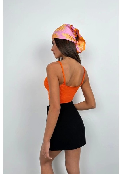 V Yaka Crop Bluz