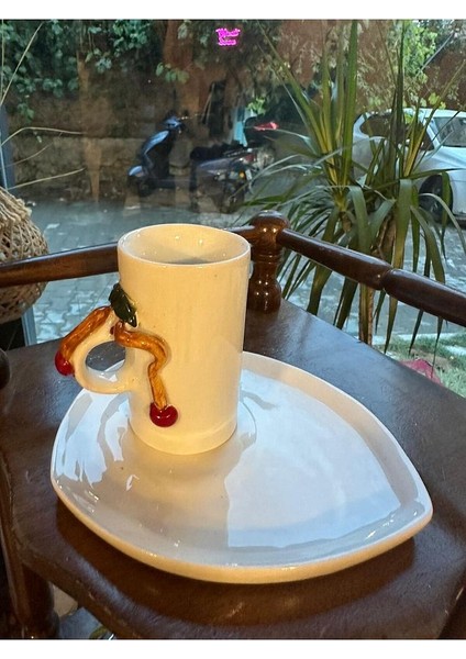 Kiraz Detay Seramik Mug Kupa 24K Altın Kaplama