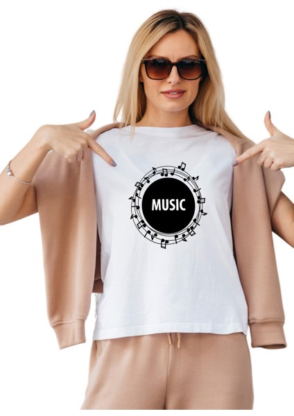 Kadın Müzik Temalı Regular Tişört