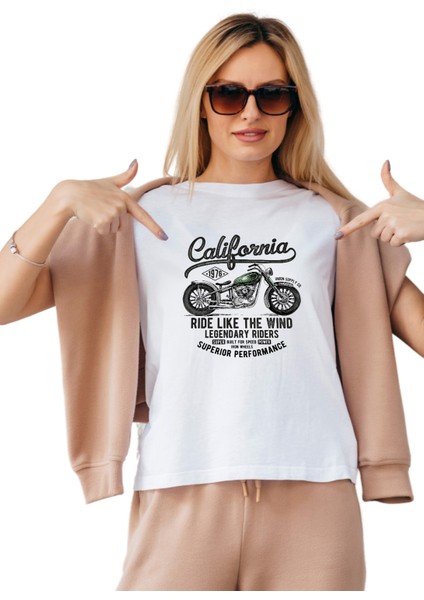 Kadın Motorsiklet Temalı Regular Tişört fiyatları