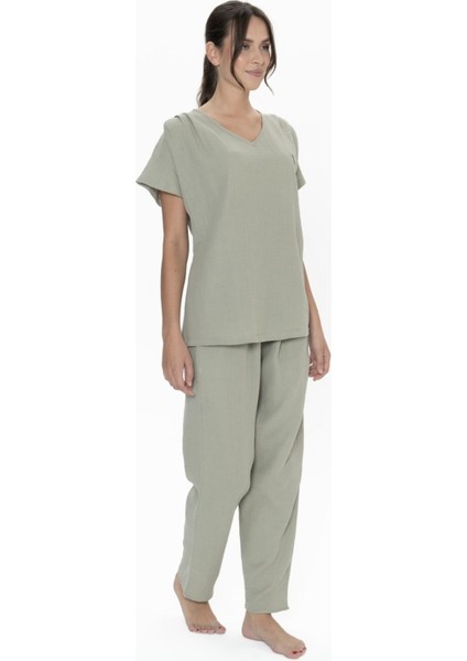 20015 Kadın Hakı Kısa Kollu V Yaka Müslin Kumaş Pijama Takımı modelleri
