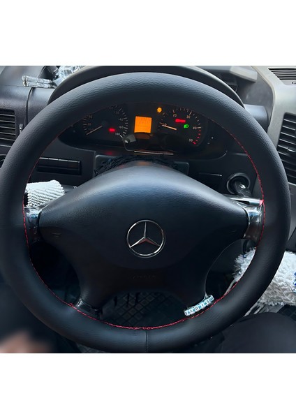 Dikişli Direksiyon Kılıfı Ithal Siyah Deri Kırmızı Dikişli Mercedes Sprinter 2013 Oncesi