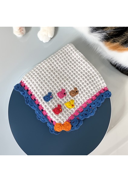 Kedi Köpek Için Tavşanlı Beyaz Battaniye