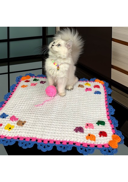 Kedi Köpek Için Tavşanlı Beyaz Battaniye fiyatları