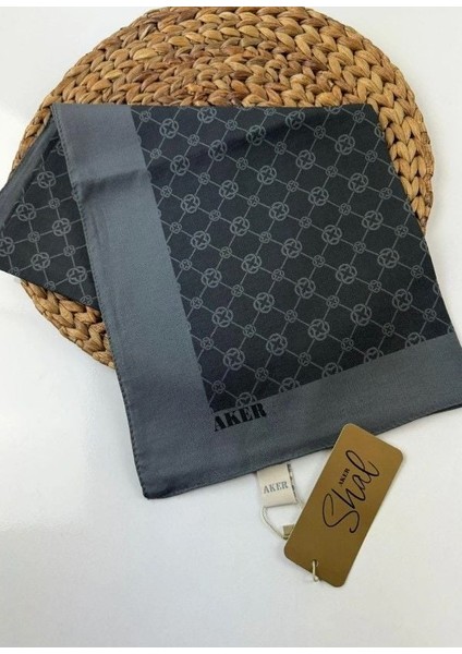 Elegance Monogram Eşarp 1090500-913 Anrasit fırsatları
