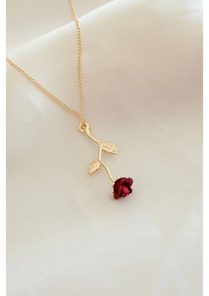 Kırmızı Gül Figürlü Kolye