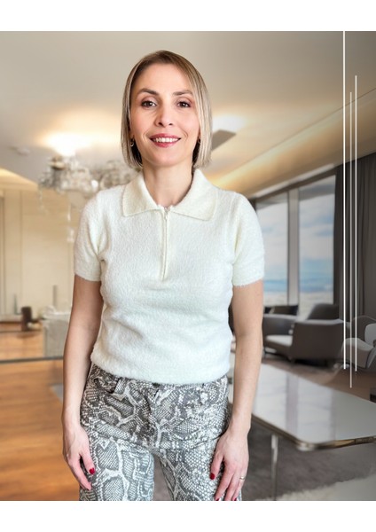 Fermuarlı Peluş Polo Yaka Triko Bluz