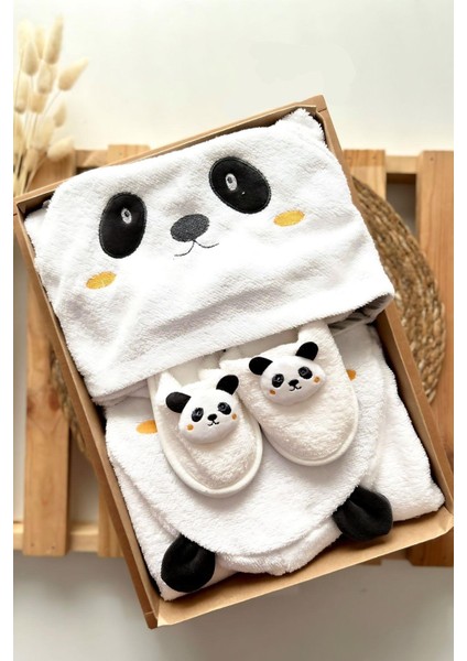 Panda Desenli Bebek Bornoz Seti