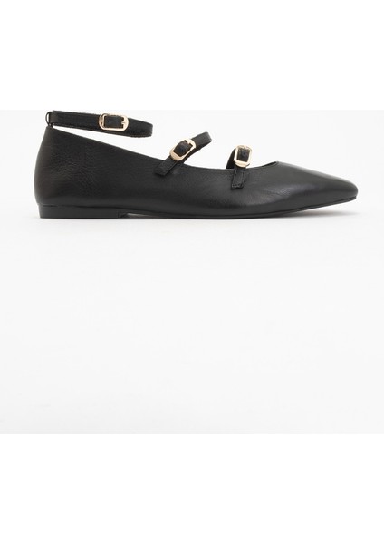 Glımmer Siyah Deri Bilekten Bağlamalı Küt Burun Kadın Babet Ayakkabı indirimleri