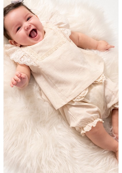 Fırfırlı Dantelli 2’li Şortlu Yazlık Özel Gün ve Günlük Kullanım Kız Bebek Takım fiyatları