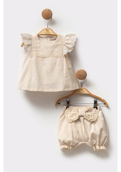 Fırfırlı Dantelli 2’li Şortlu Yazlık Özel Gün ve Günlük Kullanım Kız Bebek Takım indirimleri