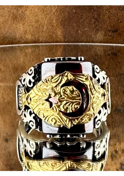 Erkek Gümüş Yüzük - Ay Yıldız Motifli Kırmızı Taşlı 925 Ayar El İşçiliği fiyatları