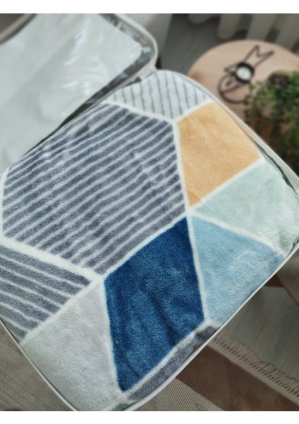 Embos Vizon Tek Kişilik 155 x 215 cm Battaniye
