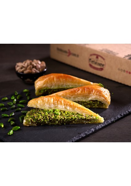 Havuç Dilim Baklava Tepside