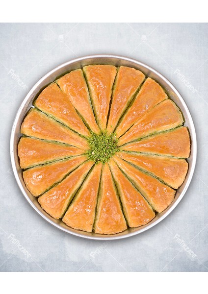 Havuç Dilim Baklava Tepside