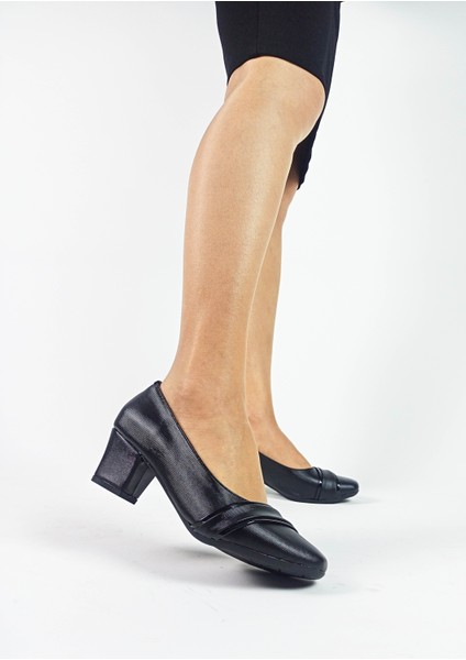 Siyah Renk Fincan Kısa Kalın Topuk Anne Topuklu Ayakkabı fiyatları