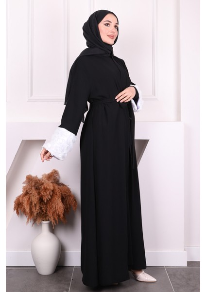 Siyah Kolu Çiçekli Bel Kuşaklı Abaya