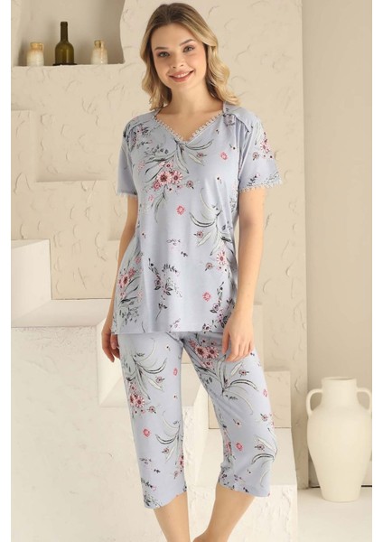 Kadın Açık Mavi Çiçek Desenli V Yaka Kısa Kollu Kaprili Viskon Pijama Takımı EDY2704MV