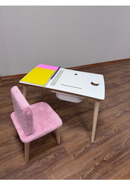 Parla Çocuk Çocuk Masası Çalışma ve Aktivite Masası-Yaz-Sil Yüzey Beyaz Puflu Sandalye