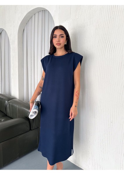 Yumuşak Doku Modal Kumaş Vatkalı Sade Şık Midi Elbise