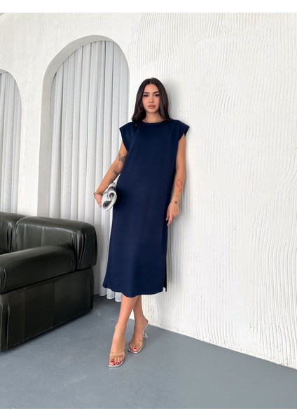 Yumuşak Doku Modal Kumaş Vatkalı Sade Şık Midi Elbise