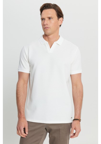 Slim Fit Dar Kesim Polo Yaka Jakarlı Esnek Tişört