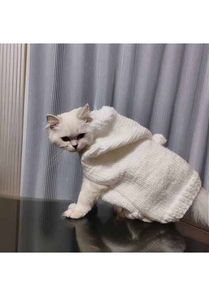 Kedi Köpek için Kürklü Kapüşonlu Beyaz Kazak fırsatları