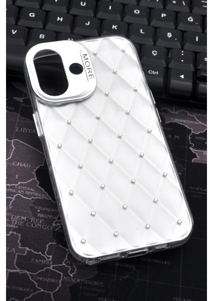 iPhone 16 Uyumlu Baklava Desenli Pırlanta Taşlı Sert Kapak Kılıf Beyaz