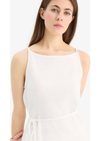 Regular Fit Kayık Yaka Bağcıklı Pike Kolsuz Bluz E5778AX25SP