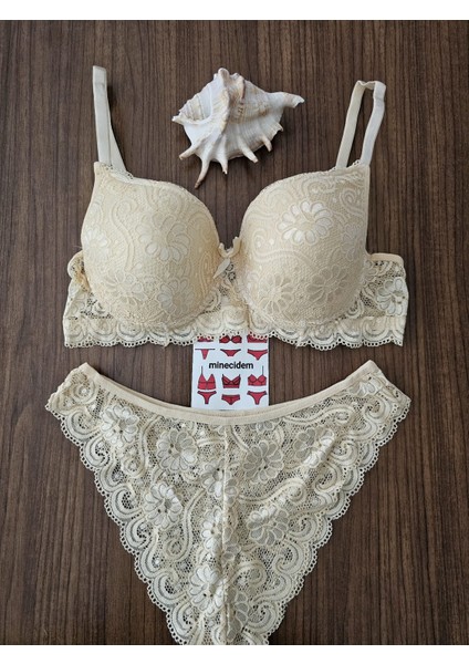 Desteksiz Dolgusuz Sütyen Külot Takım