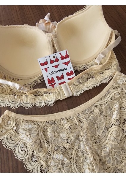 Desteksiz Dolgusuz Sütyen Külot Takım modelleri