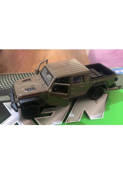 Oyuncak Metal Model Jeep 1 / 36 Çek Bırak Yeşil Rubicon Gladiatör indirimleri