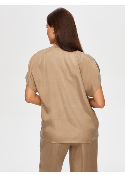 Triko Yakalı Kısa Kol Bluz S25BLZ028