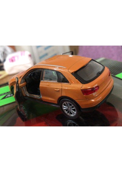 Oyuncak Model Metal Araba 1/36 Çek Bırak Turuncu Audi Q3 Jeep modelleri