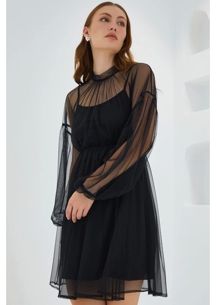 Siyah Tül Detaylı Mini Elbise 2485