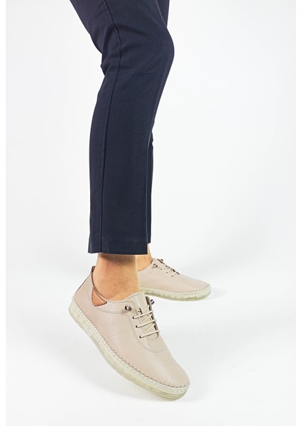 Hakiki Deri Bej Renk Düz Taban Kadın Babet Ayakkabı