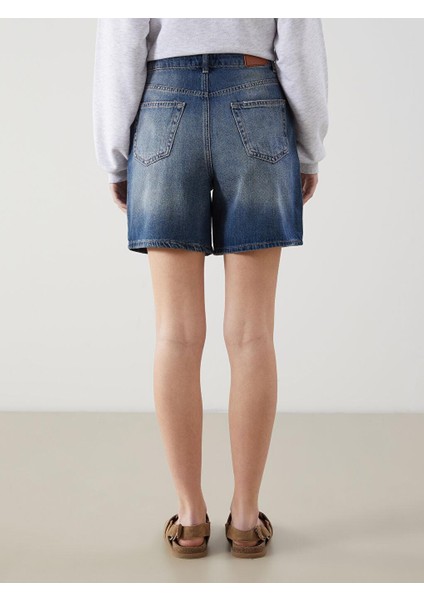 Xsıde Yüksek Bel Ekstra Dar Fit Kadın Jean Şort fırsatları