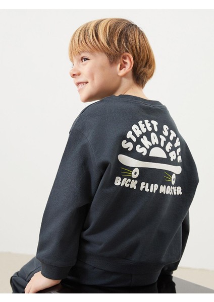 Lcw Kids Bisiklet Yaka Erkek Çocuk Sweatshirt ve Eşofman Alt 2'li fiyatları