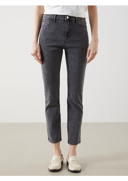 Lcwaıkıkı Classic Straight Fit Kadın Jean Pantolon fiyatları