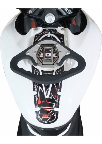 Bajaj Pulsar Ns 200 2011-2024 Uyumlu Depo Üstü Artçı Tutamak Siyah indirimleri