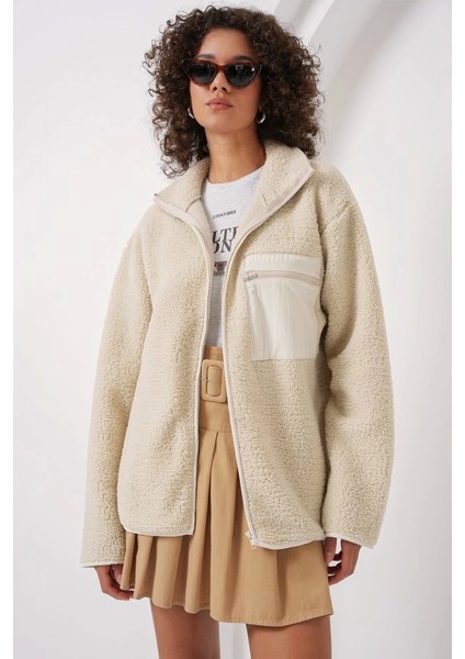 55446 Fermuarlı Oversize Peluş Ceket Mont Krem